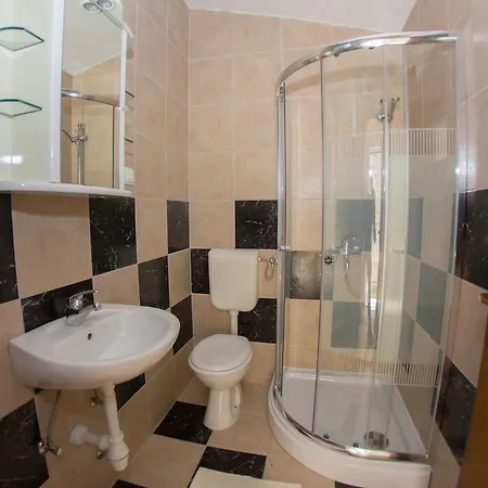 Orca Apartman *