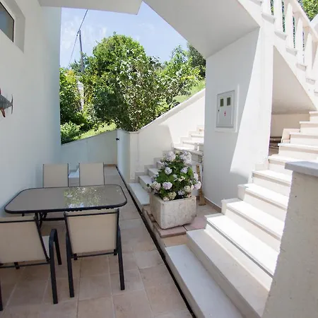 Orca Apartman *